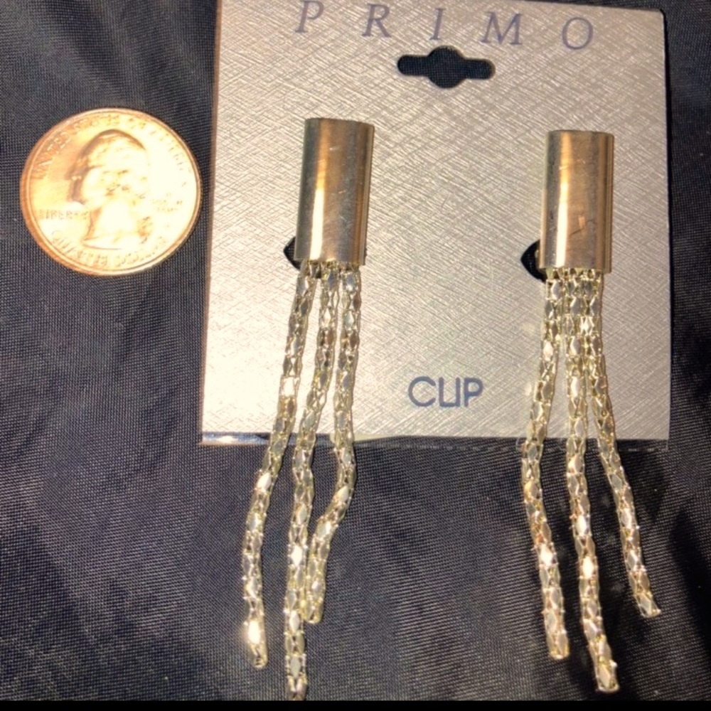 2 pairs Gold & silver dangling earrings